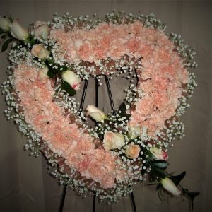 Carnation Open Heart with Roses